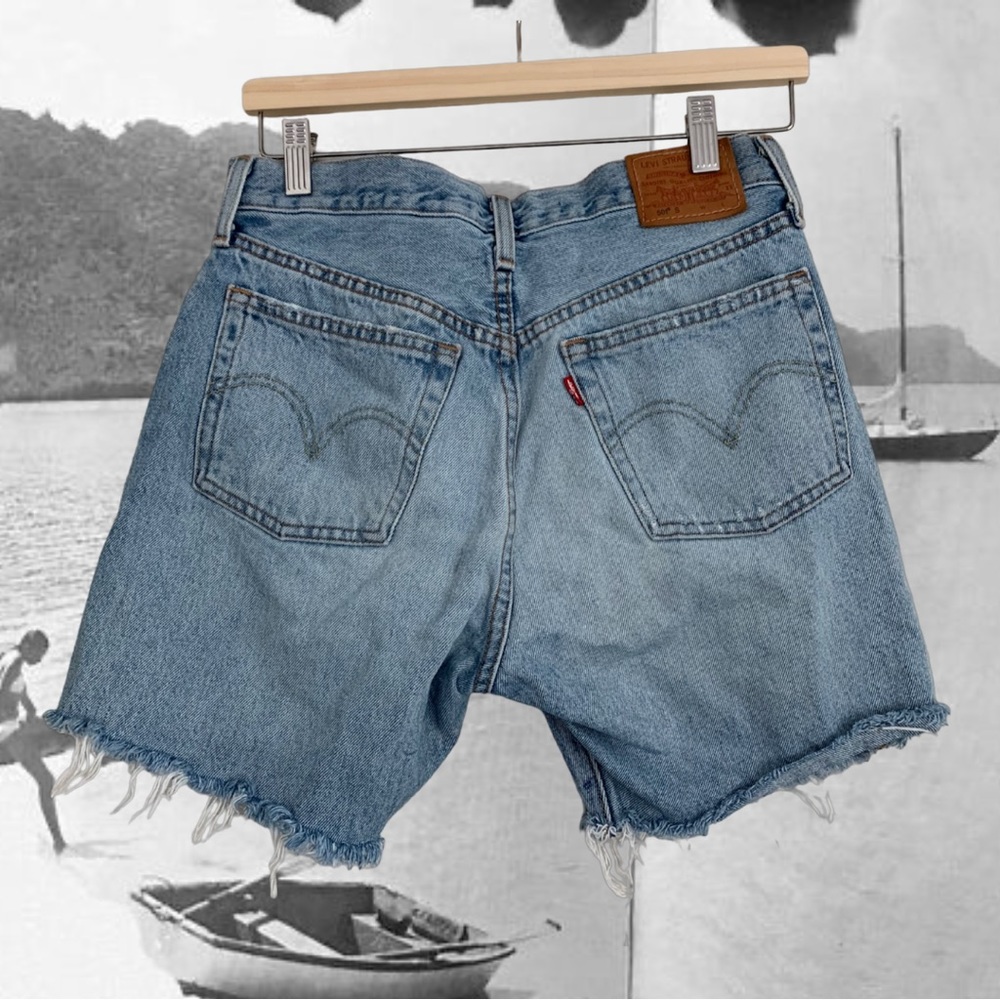 🔥SOLD🔥LEVI denim shorts | 100% cotton | high waisted